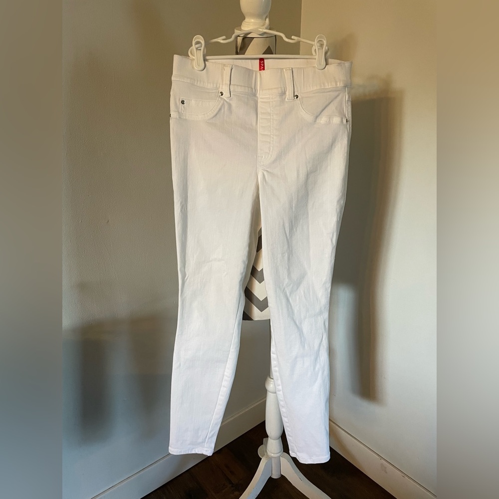 Spanx. Size medium.